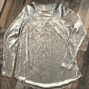 Crushed velvet long sleeve top!!!